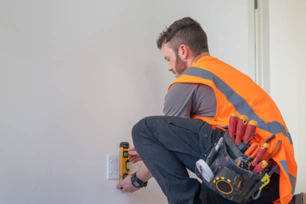 Clton, IN Electrician Pros